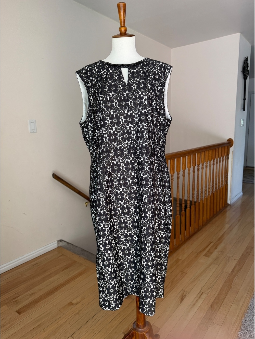 Black Lace Vintage Style Midi Shift Dress - Size 16 Women’s US Nine West